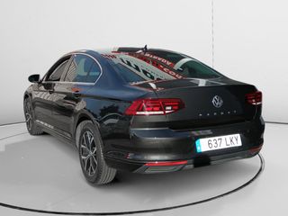 Volkswagen Passat Executive