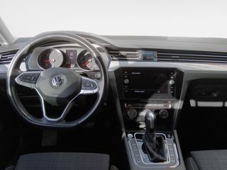 Volkswagen Passat Executive