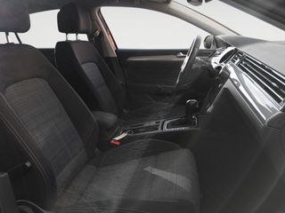 Volkswagen Passat Executive