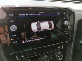 Volkswagen Passat Executive