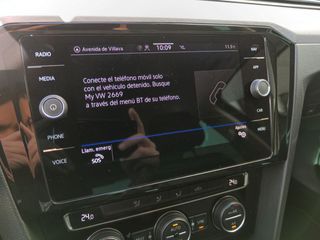 Volkswagen Passat Executive