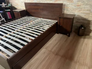 Cama Matrimonio Madera Ikea y mesitas 180x200