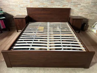 Cama Matrimonio Madera Ikea y mesitas 180x200