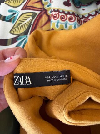 Falda pantalón amarilla