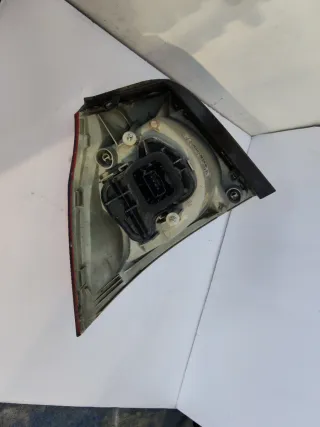 Piloto Trasero Dcho Golf 5 (2006)