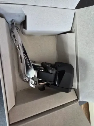 Shimano GRX FD-RX825F Di2 Desviador