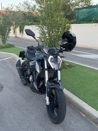 Keeway RKF 125cc Naked Negra 2019