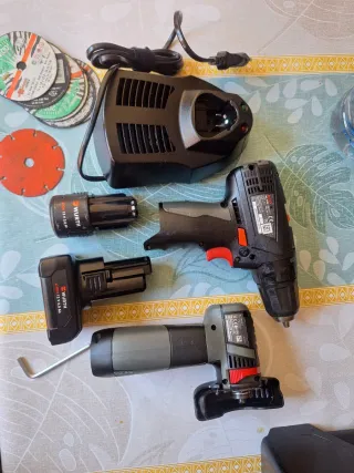 Kit Taladro y Radial Würth 12V