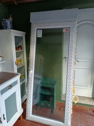 Puerta balconera PVC con persiana