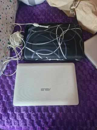 Portátil Asus Blanco