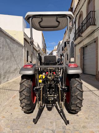 Tractor 60cv 4x4