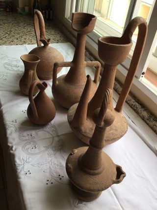 Colección de 6 ánforas de barro antiguas