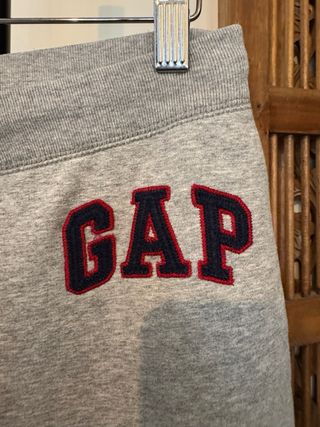 Pantalón chándal GAP forro polar Talla S