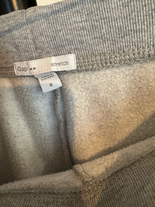 Pantalón chándal GAP forro polar Talla S