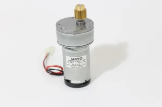 Motoriduttore Nidec 24V DC 100rpm DME37K50G-128