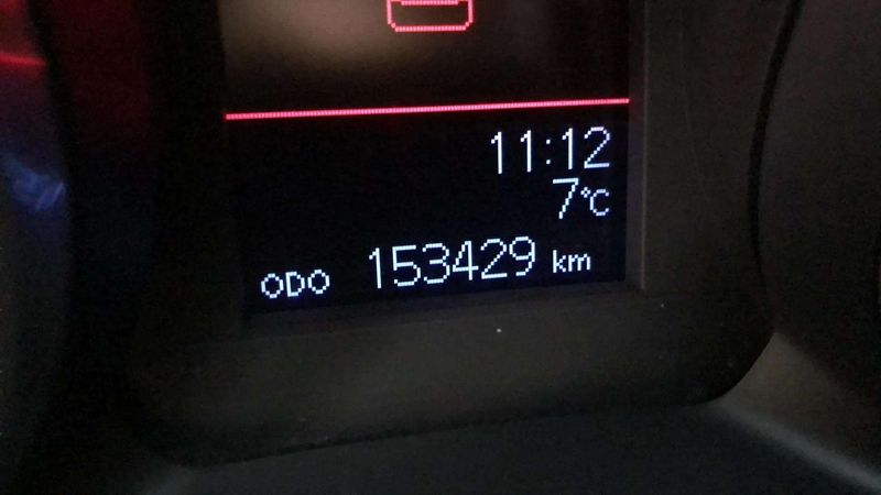 Toyota Avensis 2016, foto 2