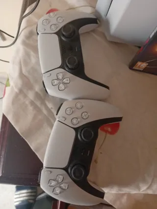 Consola PS5 Edición Estándar + Spider-Man