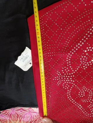 Conjunto Top Negro Transparente y Falda Roja