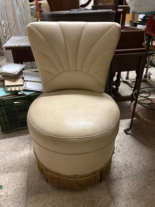 Sillón piel beige estilo art déco