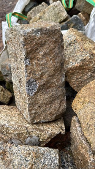 Adoquines de granito natural macizo