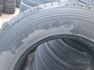 215 75 R17.5 Dunlop - 1 neumático camión