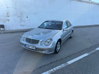 Mercedes-Benz Clase  E 320 cdi  año 2004