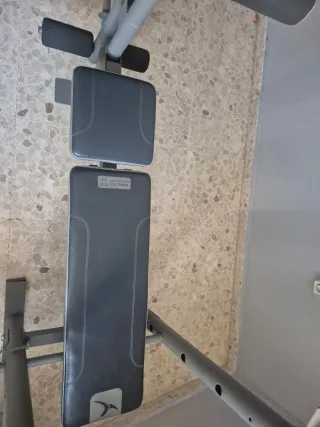 Banco de pesas multifunción de Decatlon