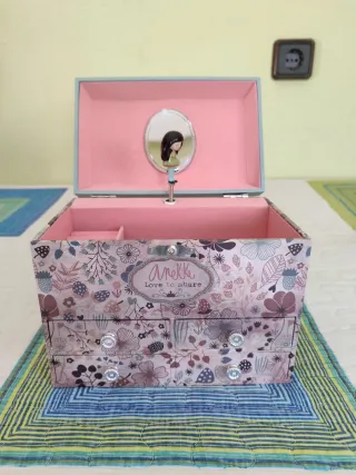 Joyero musical Anekke con bailarina