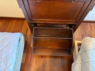 Zapatero elegante in legno massello