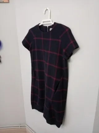 Vestido TRF cuadros azul marino y granate