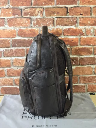 ZAINO PIQUADRO LINEA  BLACK SQUARE 15,6” CA4532B3S