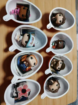 Figuras Stranger Things Kinder Sorpresa