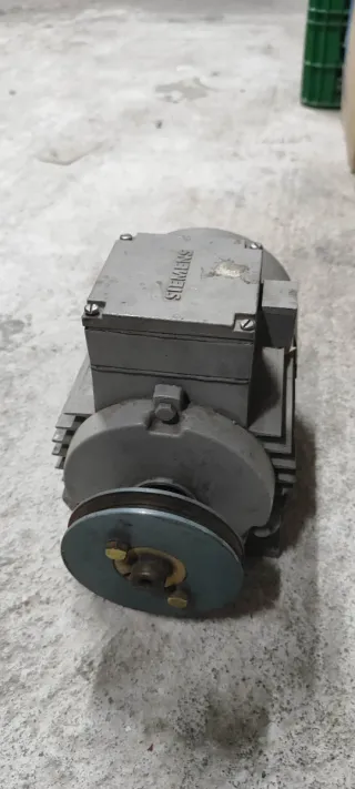 Motor Siemens 1LA2088-4AB10