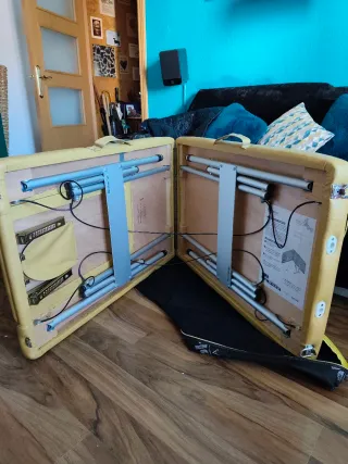 Camilla de masaje plegable en perfecto estado