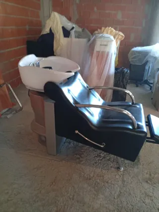 Lavacabezas profesional con elevador