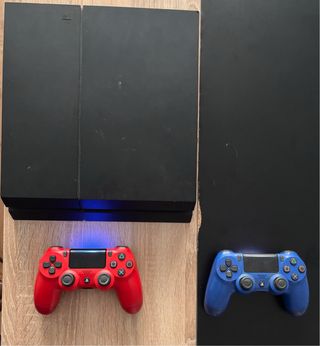 PS4 1TB Negra - Buen Estado