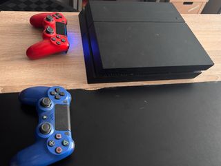 PS4 1TB Negra - Buen Estado