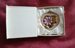 Ciondolo cuore con fiori