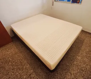 Cama y colchón LOMONACO beige/marrón cuero