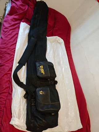 Funda cañas de pescar Black Cat