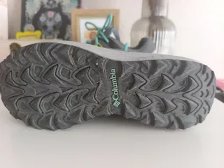 Zapatillas Columbia Grises y Turquesa