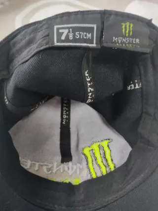 Gorra Monster Energy Negra y Verde