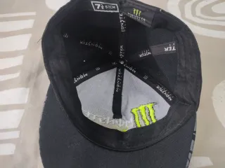 Gorra Monster Energy Negra y Verde