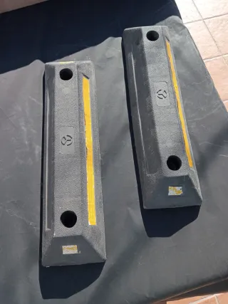 Topes de aparcamiento con reflectante