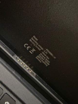 Funda con teclado y ratón iPad 10ª Gen