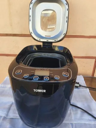 Panificadora Tower 2lb