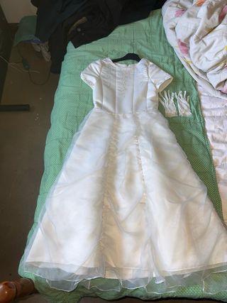 Vestido comunión blanco con chaquetilla y guantes