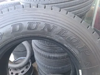 215 75 R17.5 Dunlop - 1 neumático camión