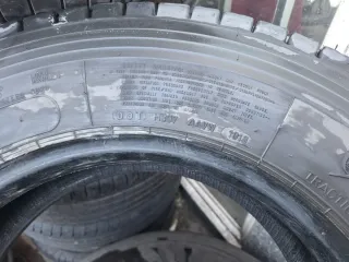 215 75 R17.5 Dunlop - 1 neumático camión