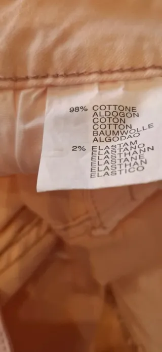 Pantalón Regular Denim Rosa , con elastano 2%.